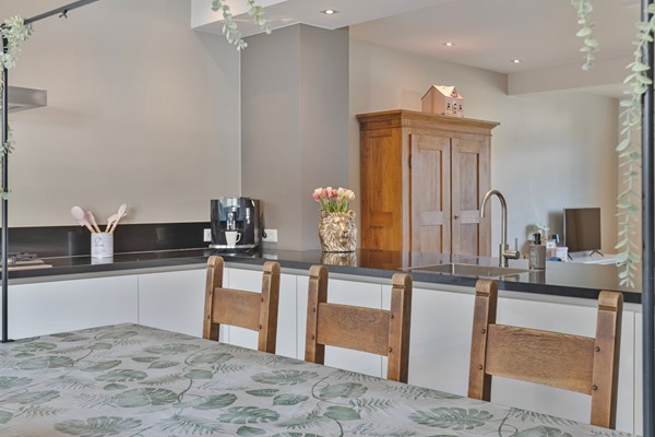 Medium property photo - Burgemeester van Ginnekenstraat 11, 6021 AH Budel